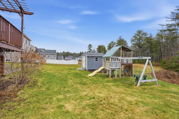 $639,000 | 3 Fieldstone Lane, Marion, MA 02738