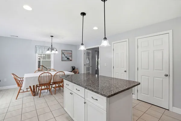 $639,000 | 3 Fieldstone Lane, Marion, MA 02738