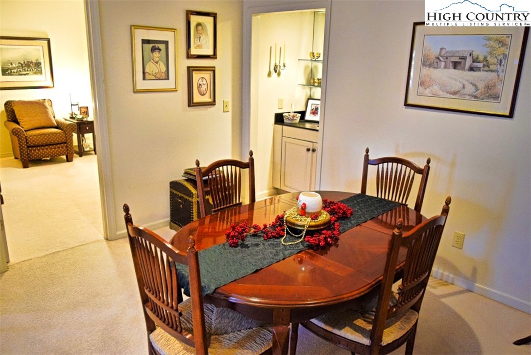 130 Highland Ridge Road Blowing Rock, NC 28605 - Photo 15 of 39 Gallery Image 15