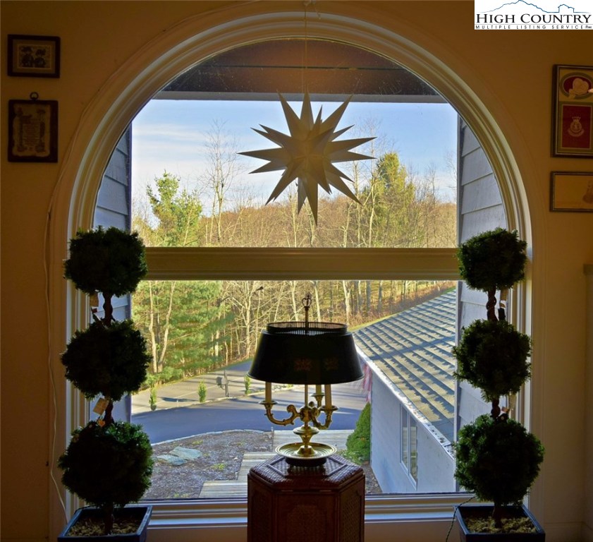130 Highland Ridge Road Blowing Rock, NC 28605 - Photo 25 of 39 Gallery Image 25