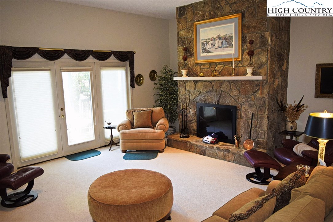 130 Highland Ridge Road Blowing Rock, NC 28605 - Photo 31 of 39 Gallery Image 31