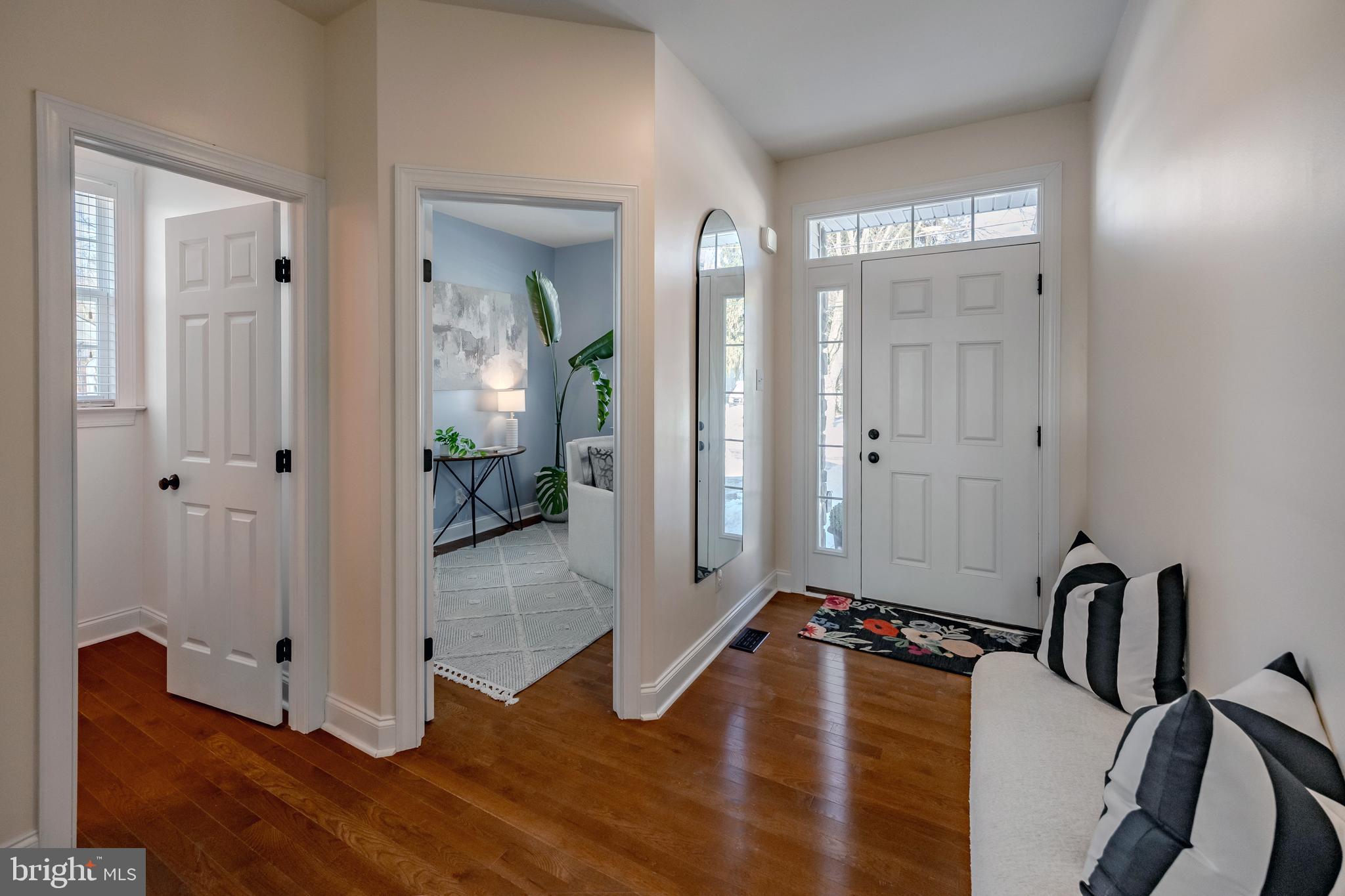 1519 Ashton Road Havertown, PA 19083 - Photo 3 of 50