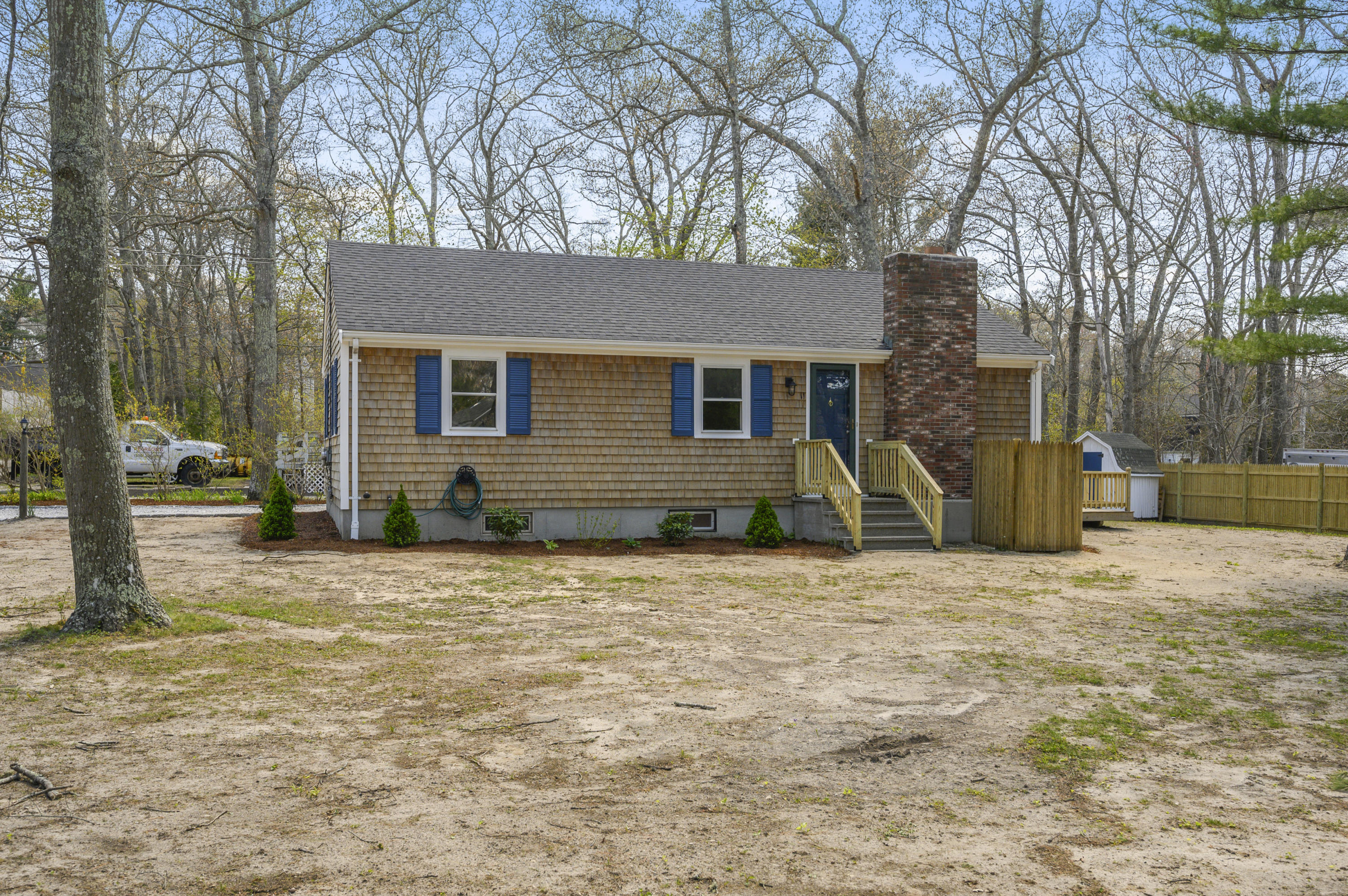 11 Center Road Plymouth, MA 02360 - Photo 1 of 20 000-photo--8289531