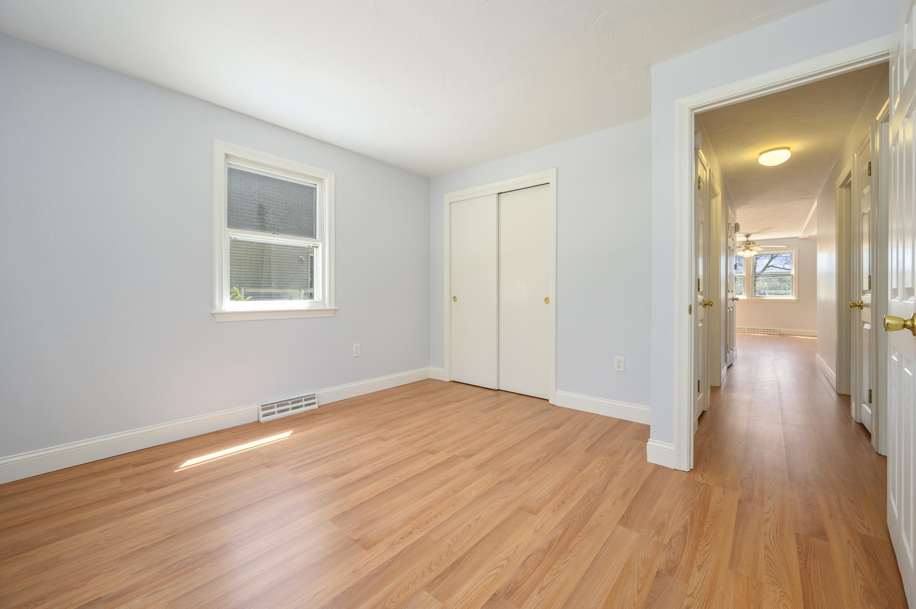 11 Center Road Plymouth, MA 02360 - Photo 9 of 20 008-photo--8289526