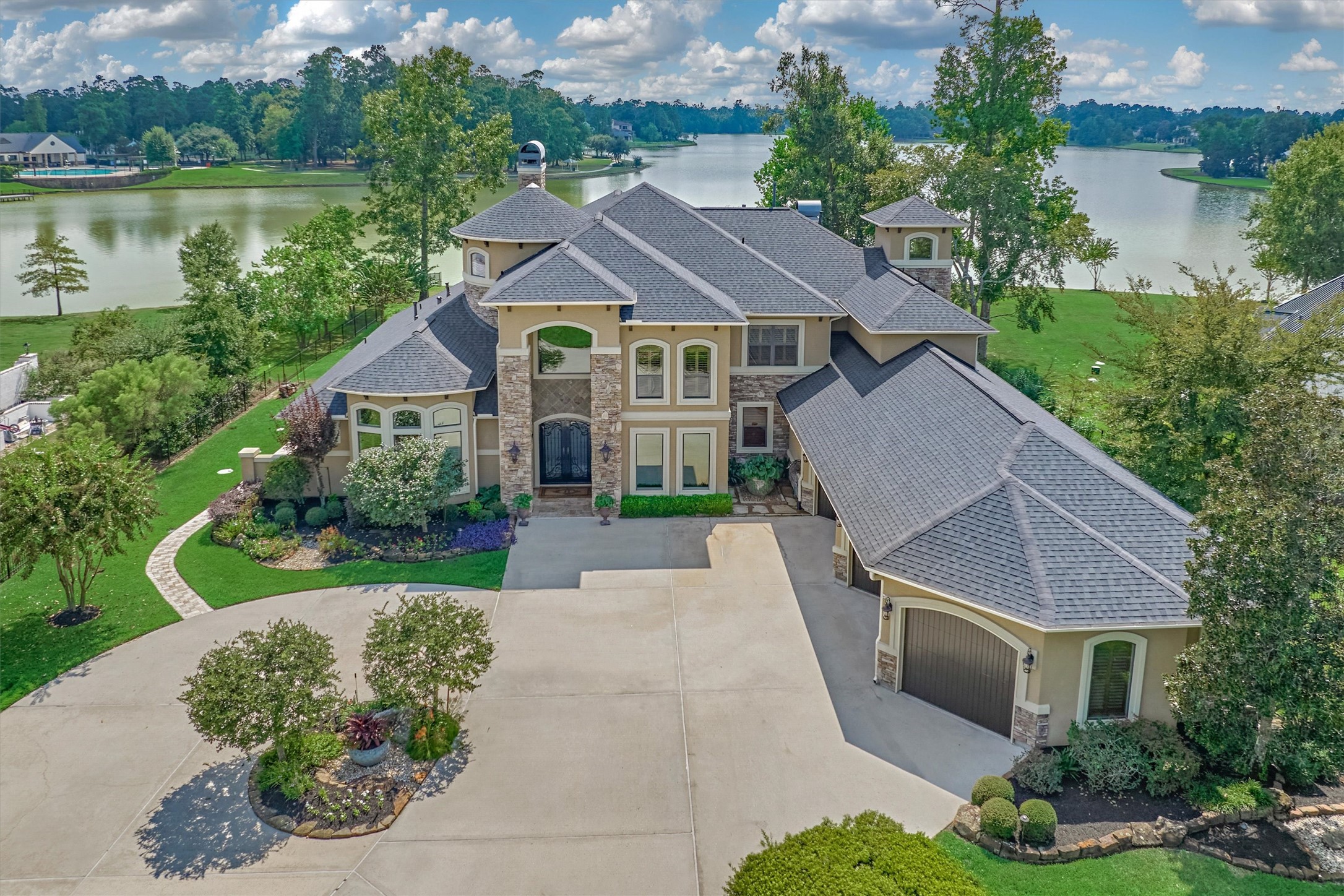 5402 White Birch Run Spring, TX 77386 - Photo 1 of 27 Welcome to 5402 White Birch Run in Benders Landing Estates.