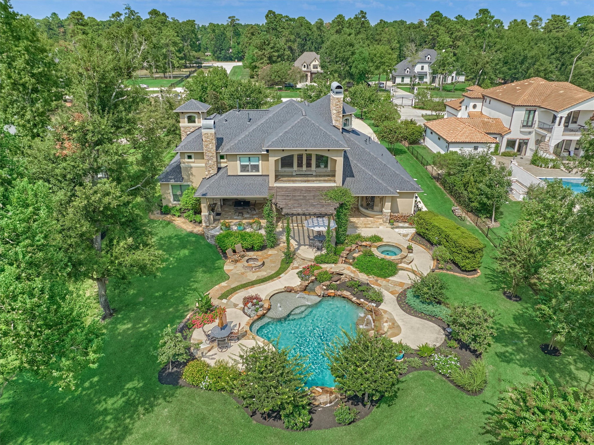 5402 White Birch Run Spring, TX 77386 - Photo 3 of 27 Sprawling grounds of this QCB custom home.