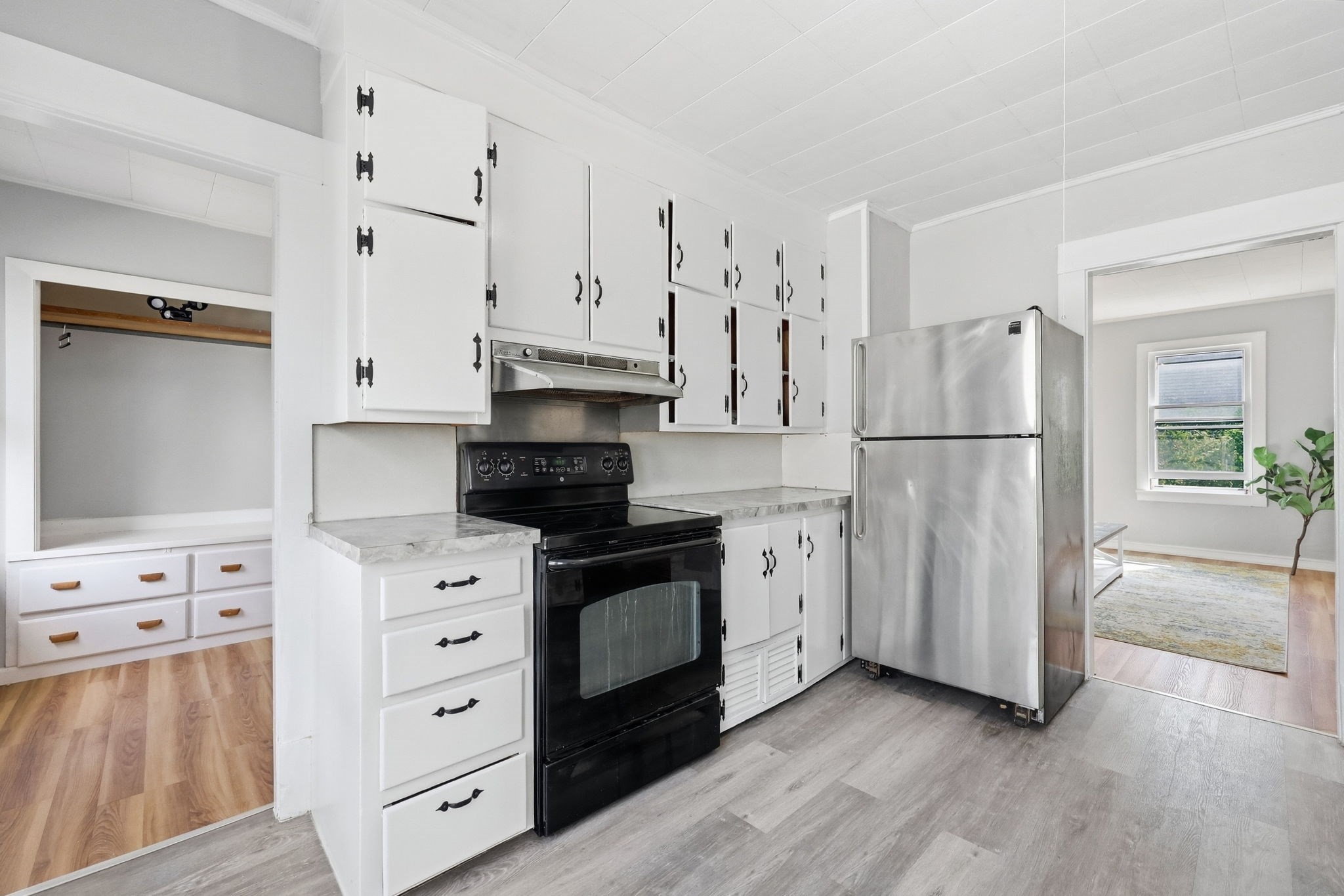 20 Rathburn Street Chicopee, MA 01020 - Photo 14 of 32 Gallery Image 14