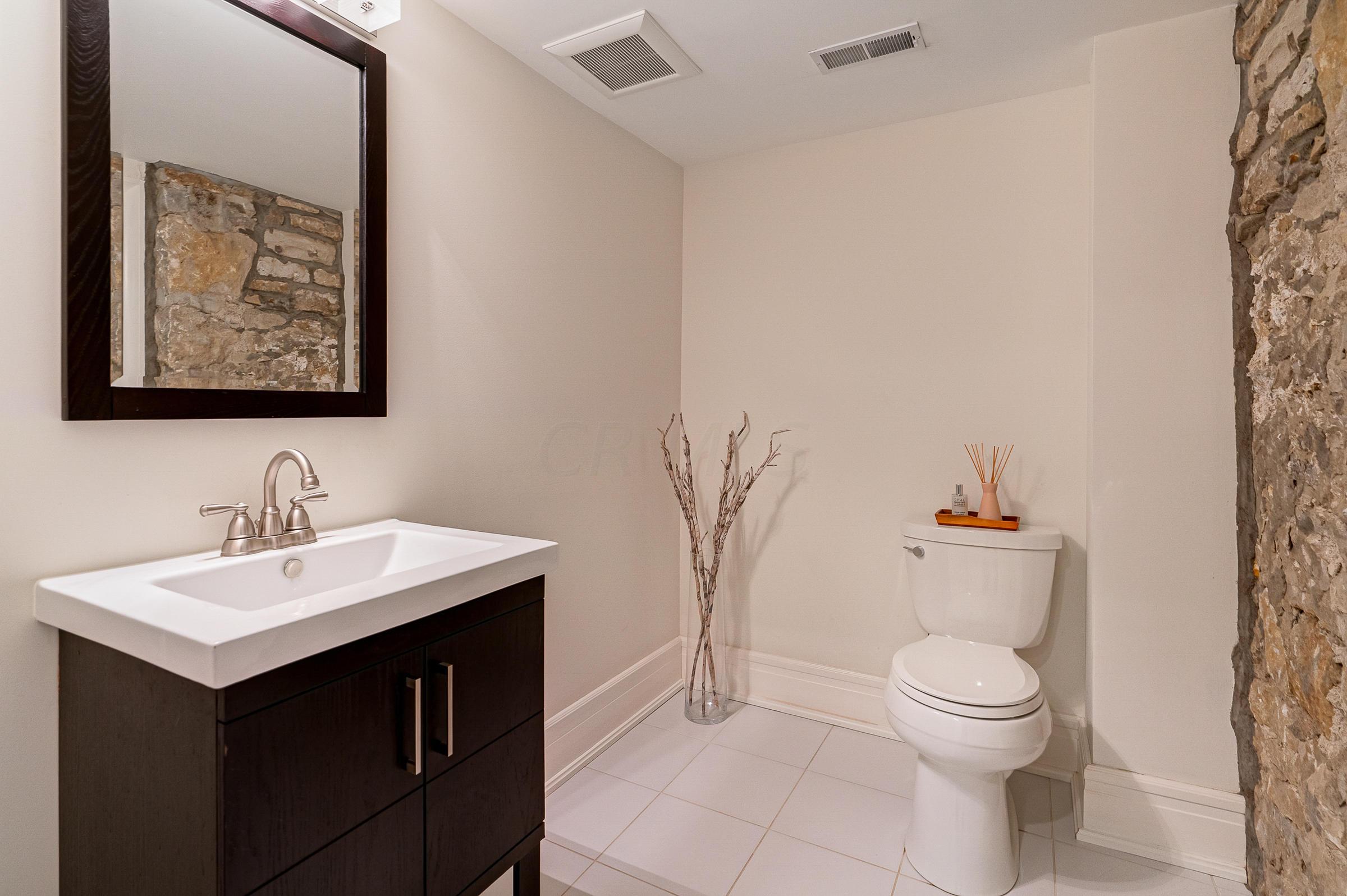 2074 Yorkshire Road Upper Arlington, OH 43221 - Photo 30 of 50
