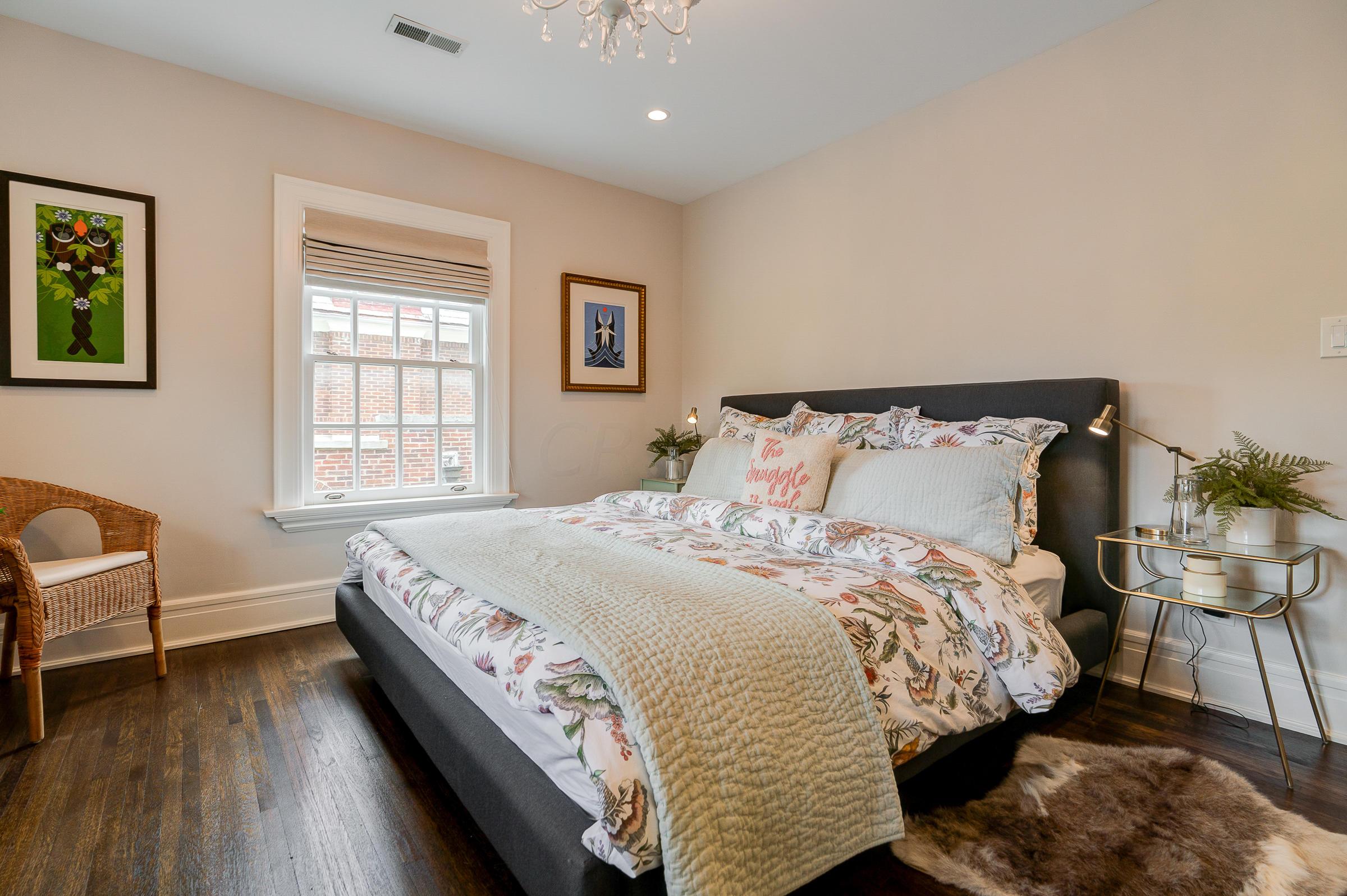 2074 Yorkshire Road Upper Arlington, OH 43221 - Photo 37 of 50