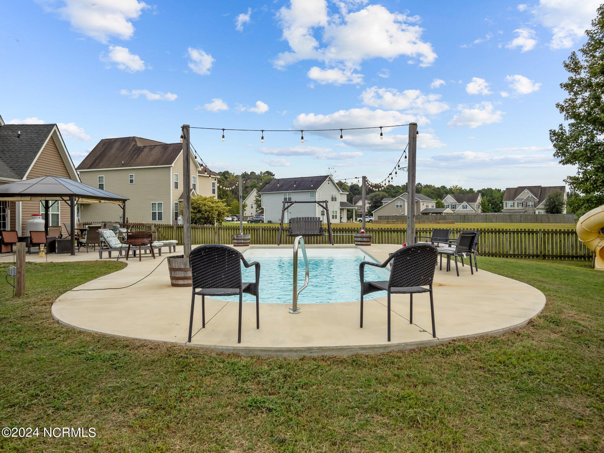 178 River Winding Road Jacksonville, NC 28540 - Photo 16 of 56 25-web-or-mls-P9112981