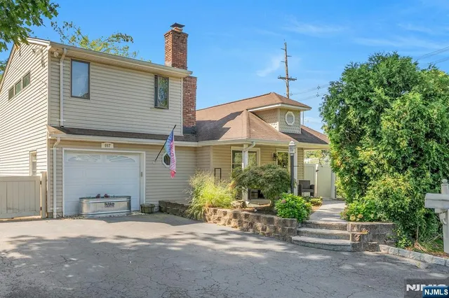 $650,000 | 667 McKinley Avenue, Washington Township, NJ 07676