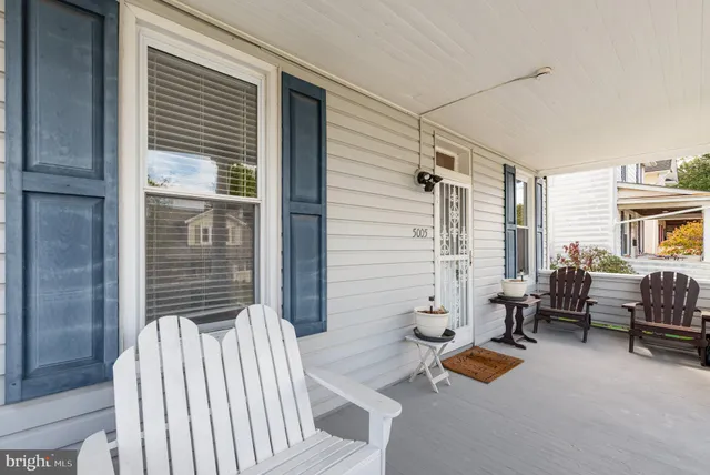 a view of deck with patio