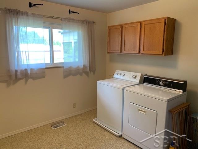 9362 Bray Road Millington, MI 48746 - Photo 10 of 19 31393367-9.JPG