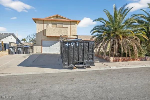 $392,500 | 713 Strawberry Place, Henderson, NV 89002