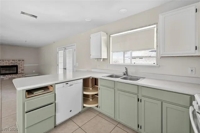 $392,500 | 713 Strawberry Place, Henderson, NV 89002