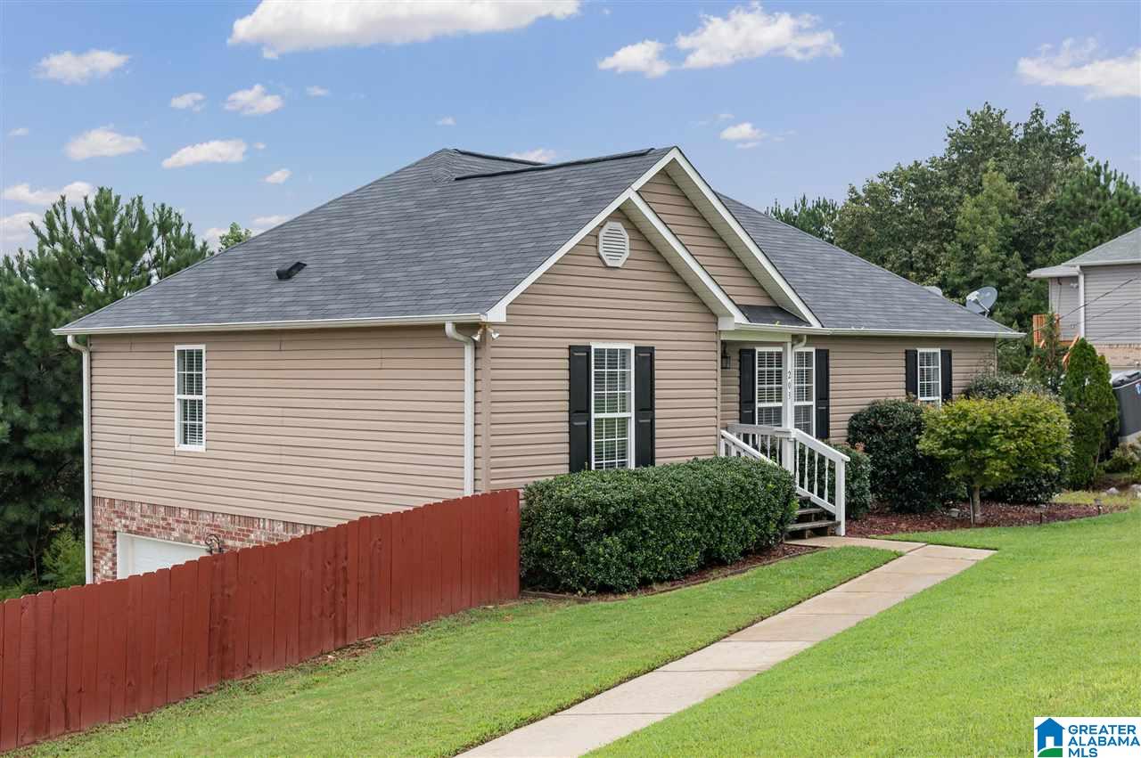 203 Hidden Ridge Drive Odenville, AL 35120 - Photo 4 of 37