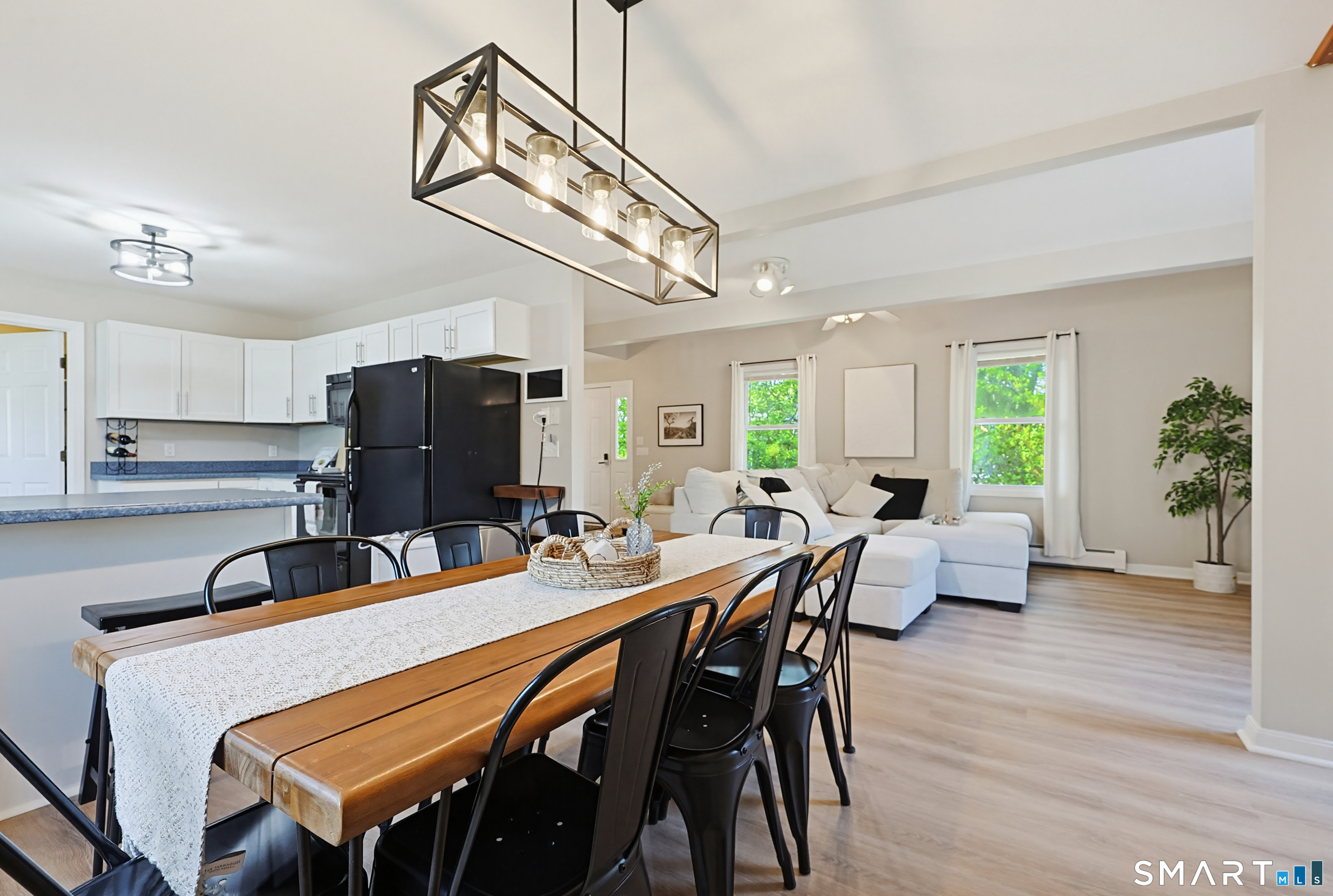 508 Greenhaven Road Stonington, CT 06379 - Photo 2 of 17