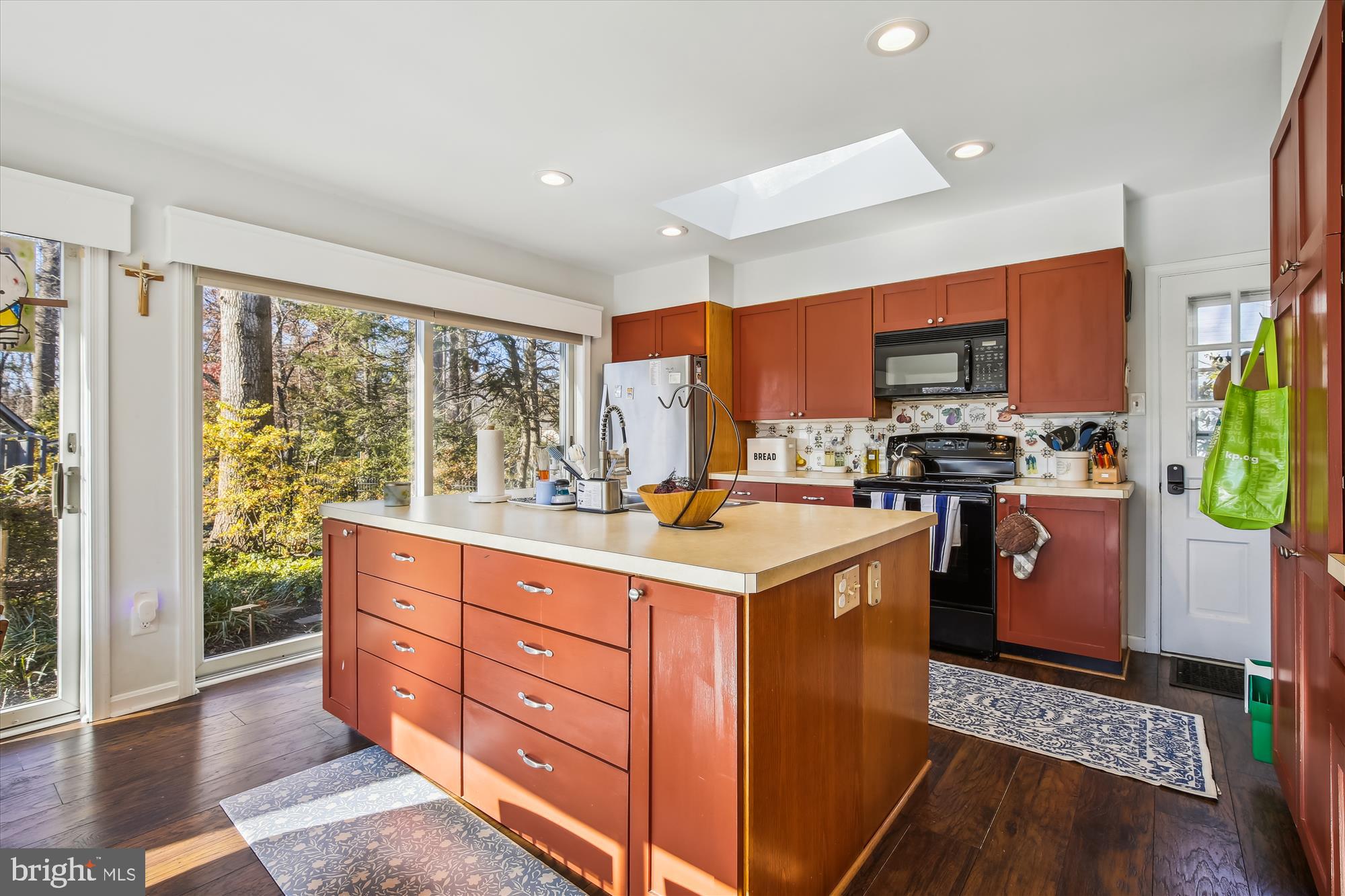 7309 Pinecastle Road Falls Church, VA 22043 - Photo 7 of 49 Kitchen