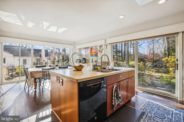 $4,400 | 7309 Pinecastle Road, Falls Church, VA 22043