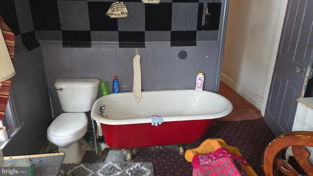 $59,900 | 6 North 12th Street, Pottsville, PA 17901