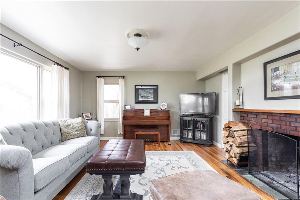 1446 East Banta Road Indianapolis, IN 46227 - Photo 6 of 24 Gallery Image 6
