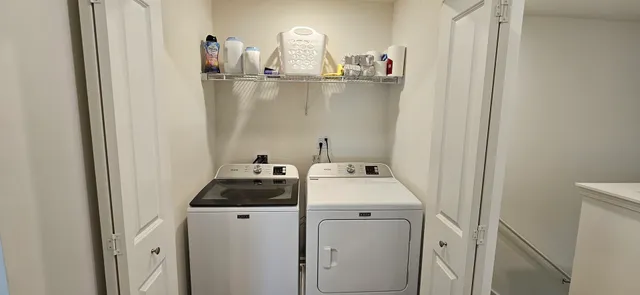 $460,000 | 2227 Glacier Street, Mundelein, IL 60060