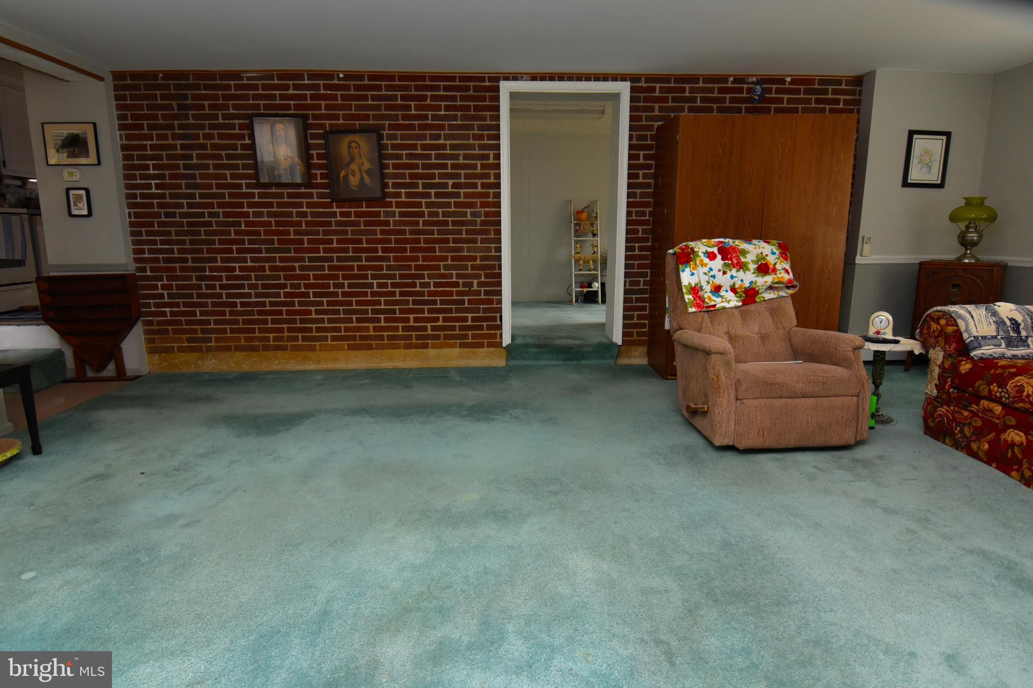202 Parkside Avenue Reading, PA 19607 - Photo 11 of 33