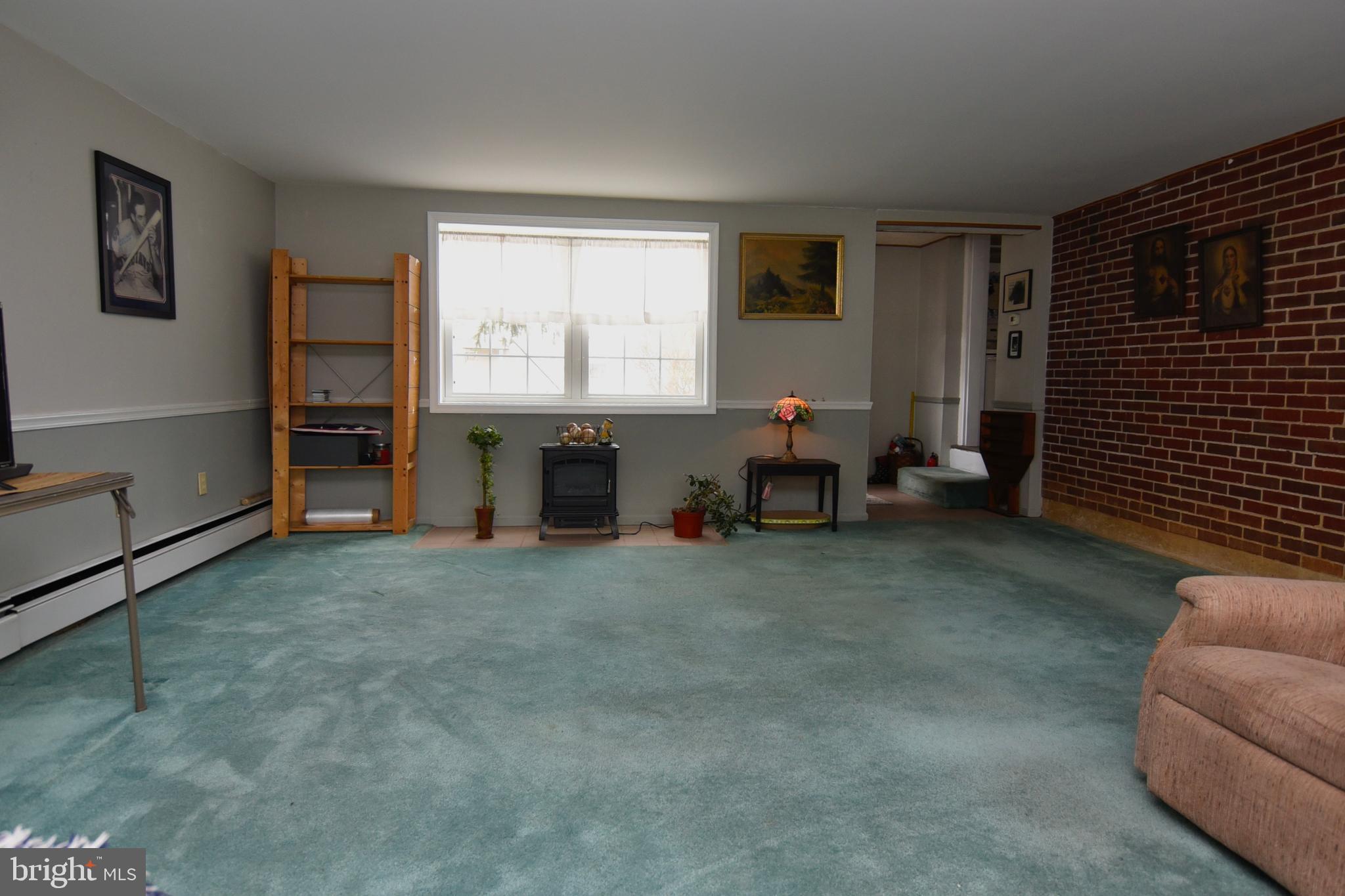 202 Parkside Avenue Reading, PA 19607 - Photo 15 of 33