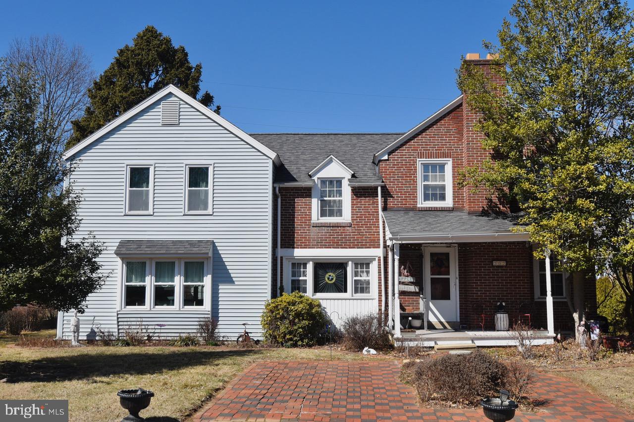 202 Parkside Avenue Reading, PA 19607 - Photo 2 of 33