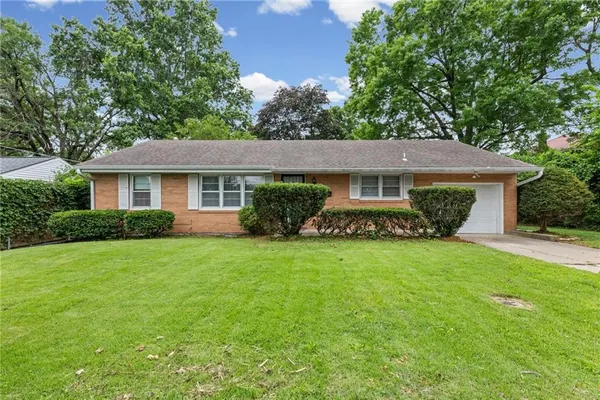 $210,000 | 909 East Lexington Avenue, Independence, MO 64050