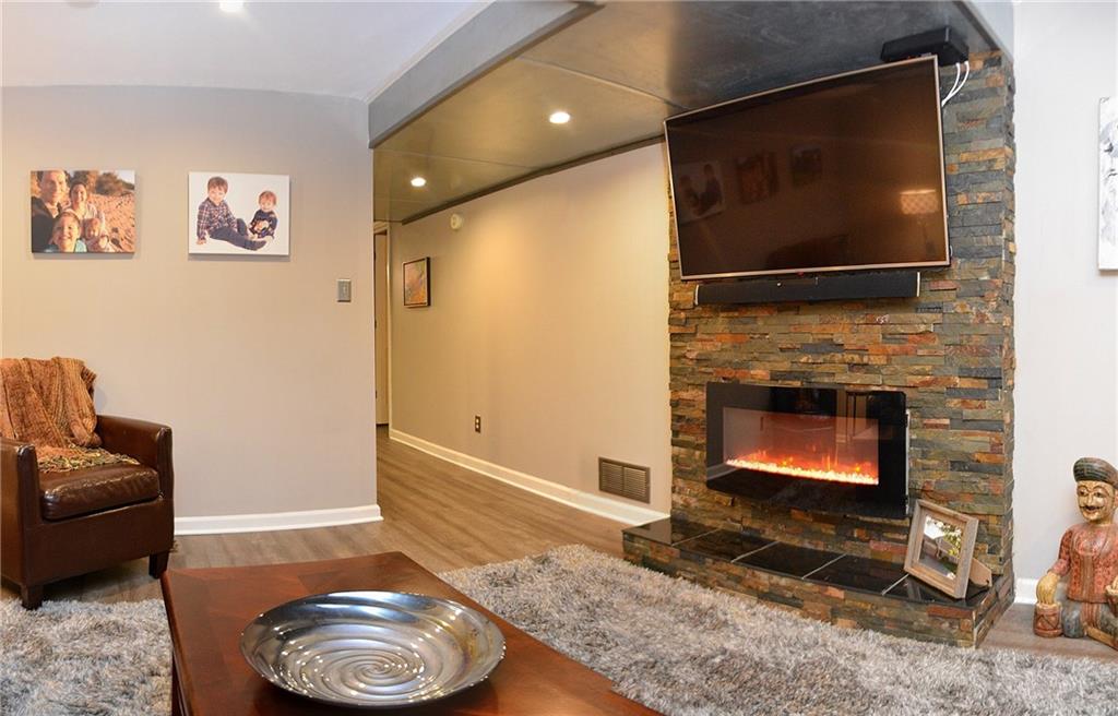 7431 Longleat Road Indianapolis, IN 46240 - Photo 25 of 34 Gallery Image 25