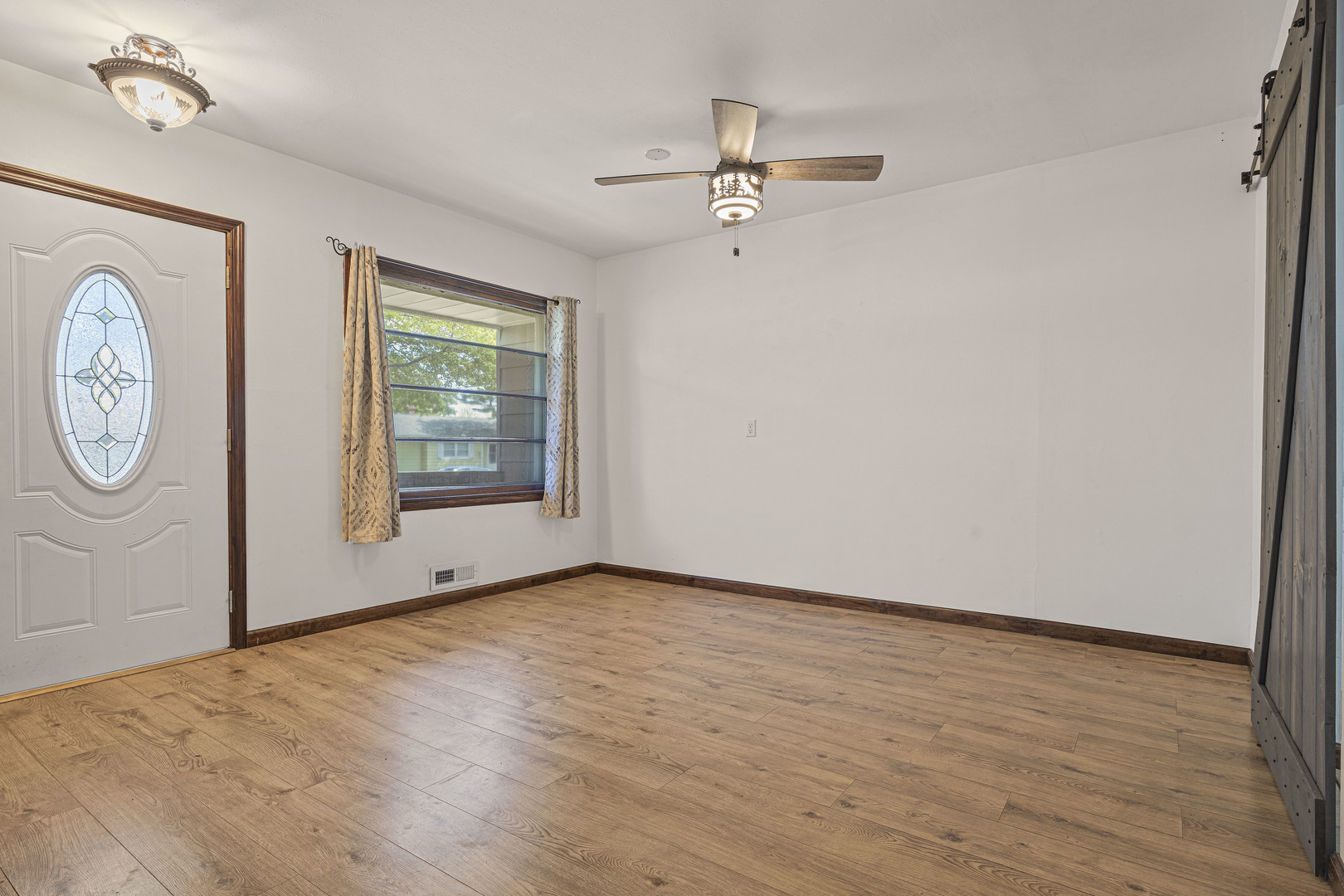1026 North Main Street Rochelle, IL 61068 - Photo 8 of 21