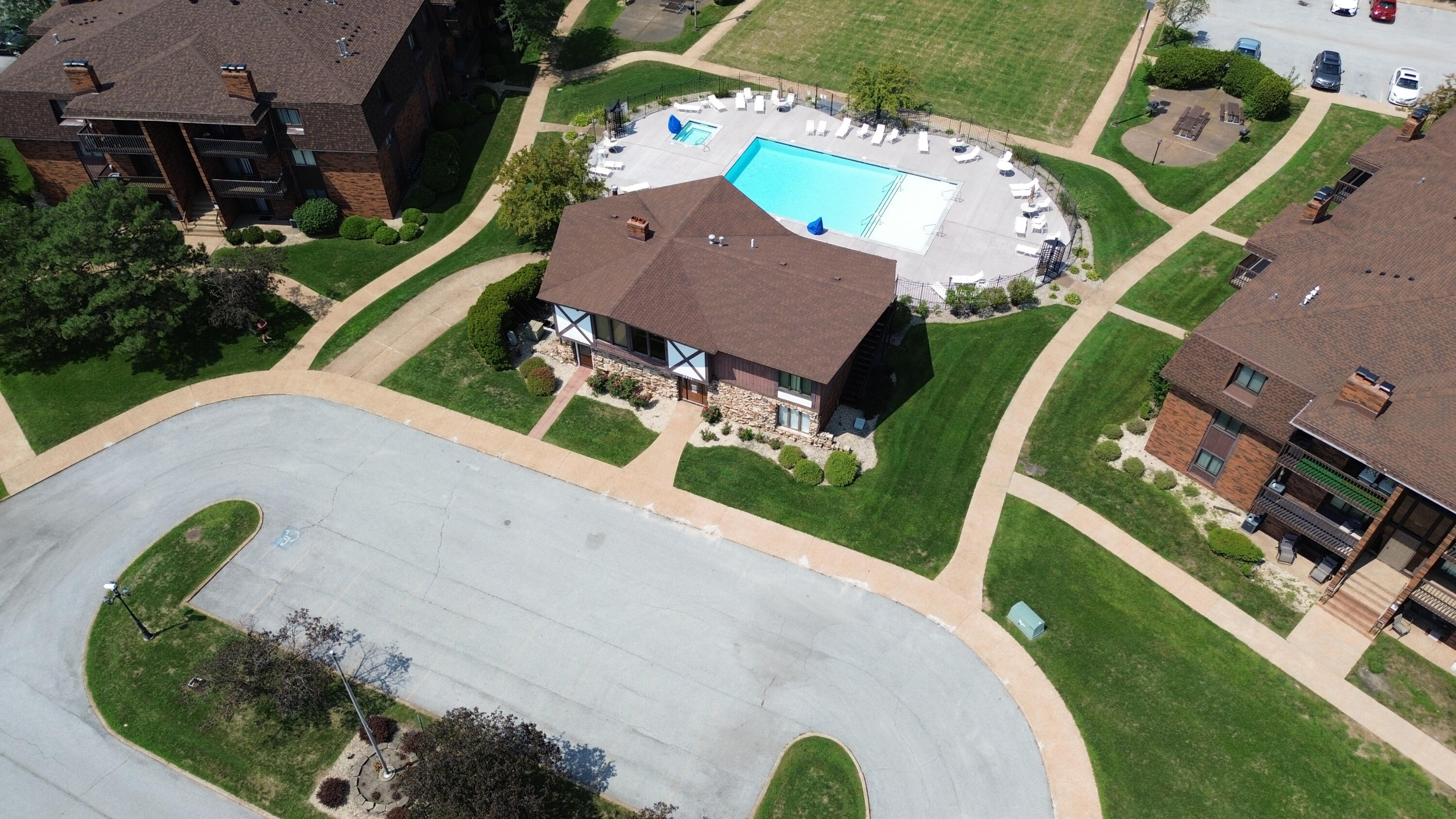 2003 West 45th Street, Unit 207 Highland, IN 46322 - Photo 11 of 13 an aerial view of a house