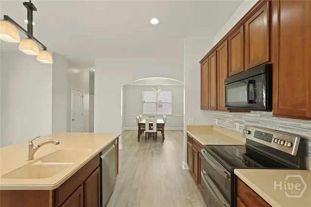 $2,300 | 243 Clearwater Circle, Port Wentworth, GA 31407