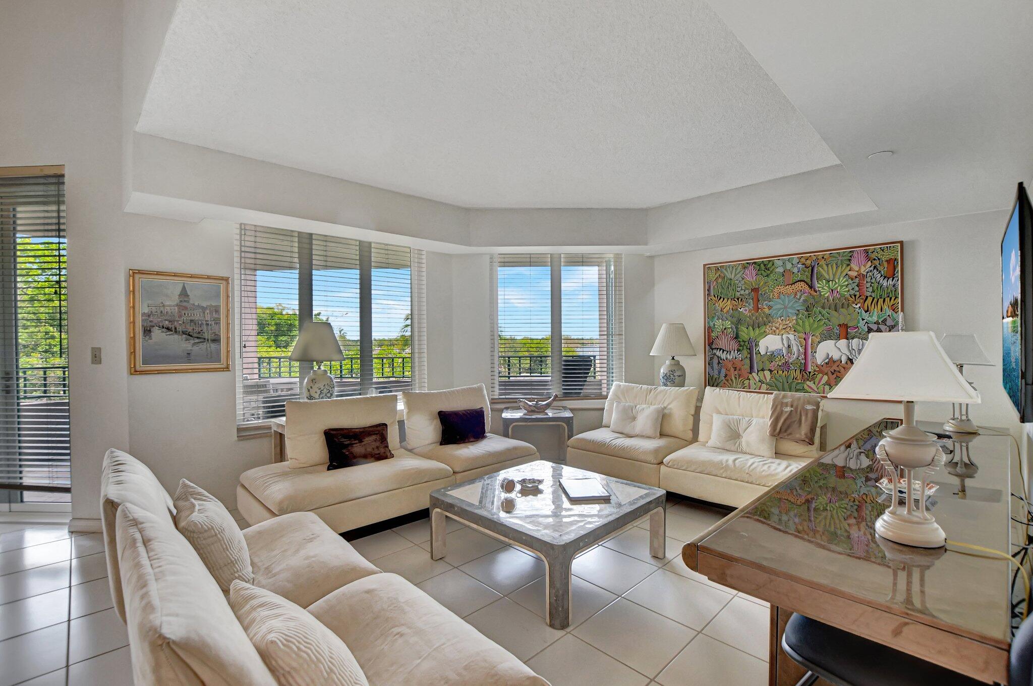 100 Southeast 5th Avenue, Unit 504 Boca Raton, FL 33432 - Photo 2 of 53 Living