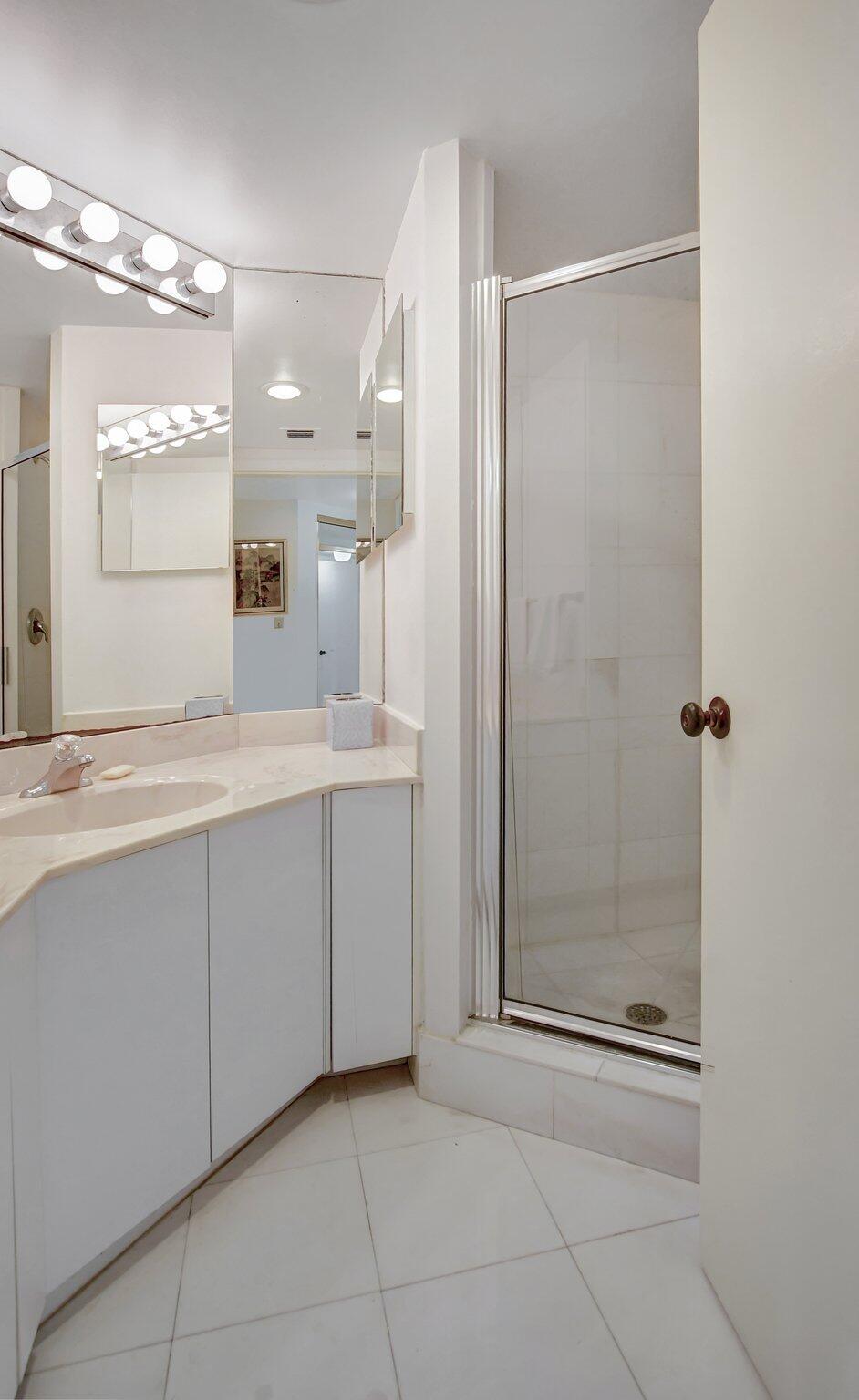 100 Southeast 5th Avenue, Unit 504 Boca Raton, FL 33432 - Photo 28 of 53 2nd Bath