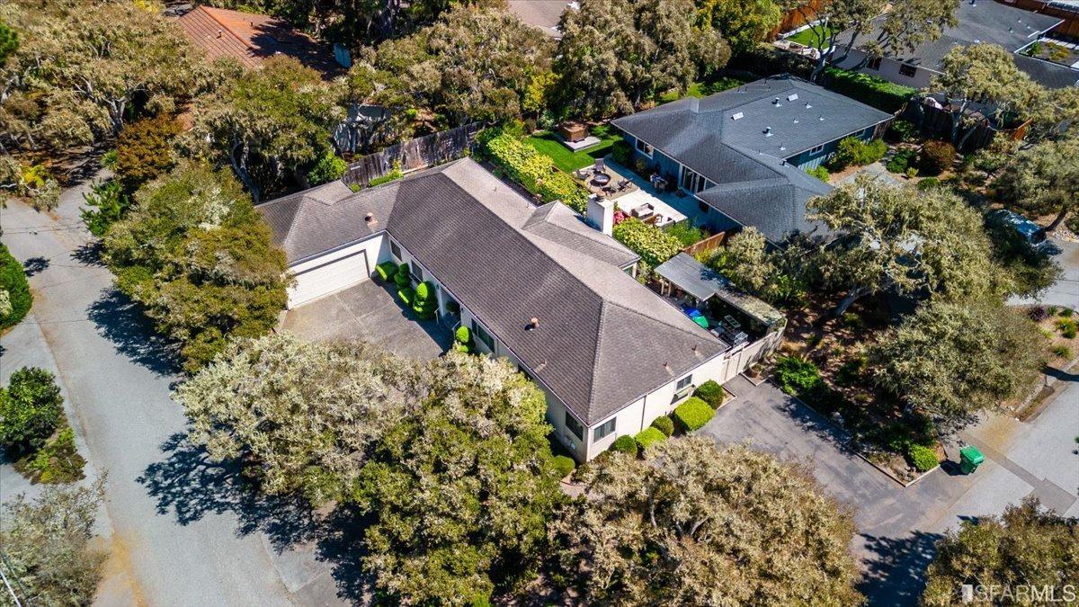 2885 Rancho Road Pebble Beach, CA 93953 - Photo 16 of 32 Gallery Image 16