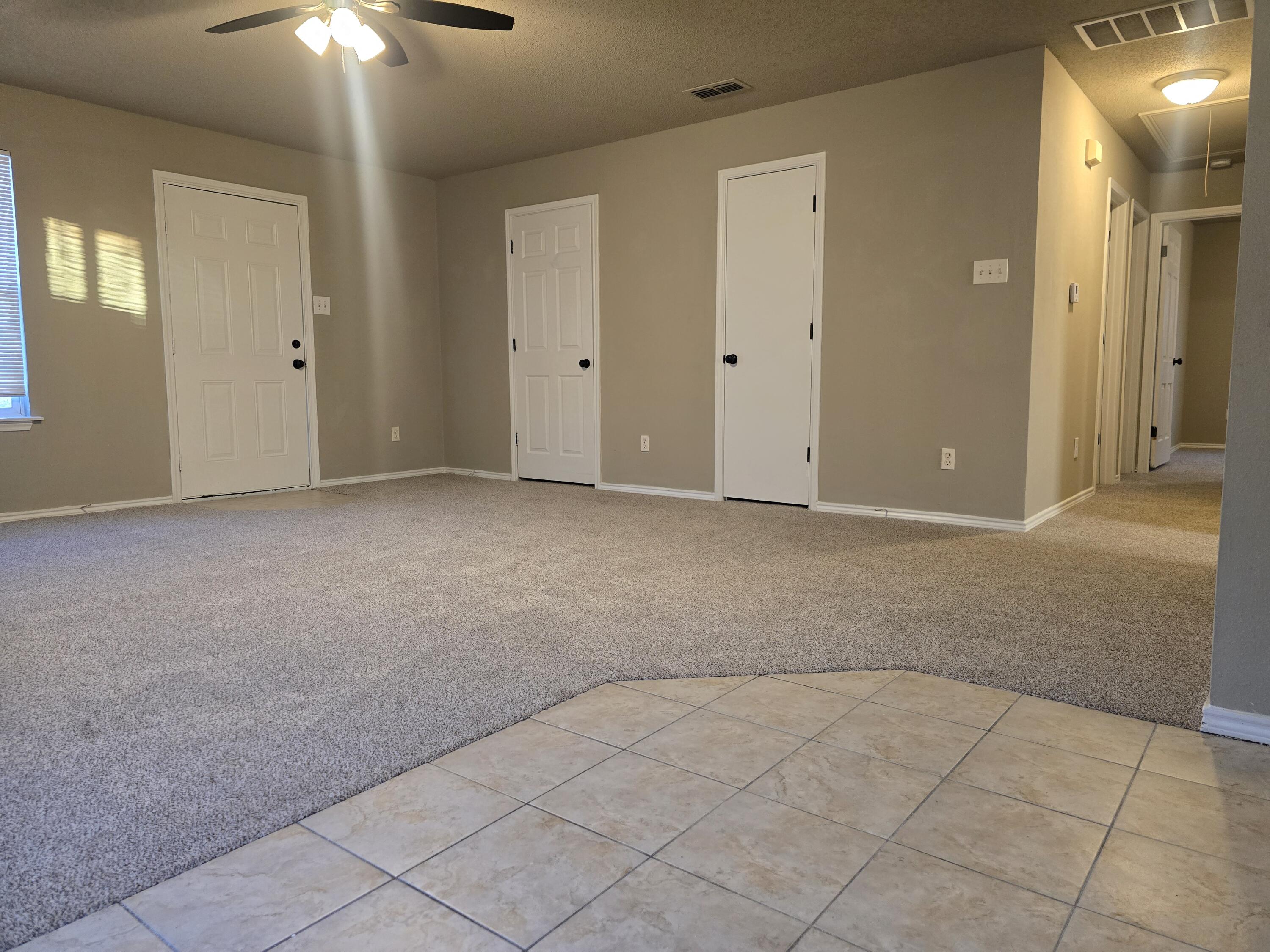 813 Ute Avenue Lubbock, TX 79403 - Photo 3 of 16 20260115_081259
