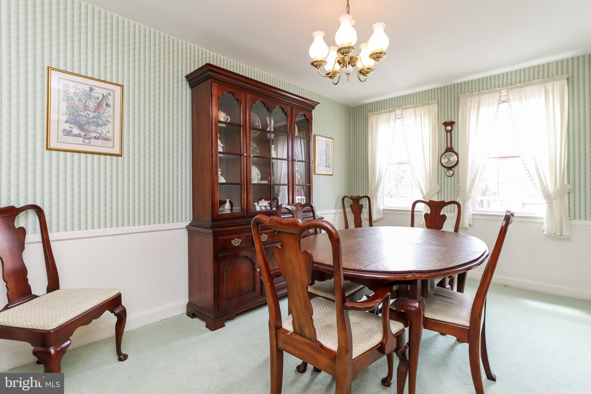1631 Hardwick Road Baltimore, MD 21286 - Photo 11 of 46 Spacious Dining Room.