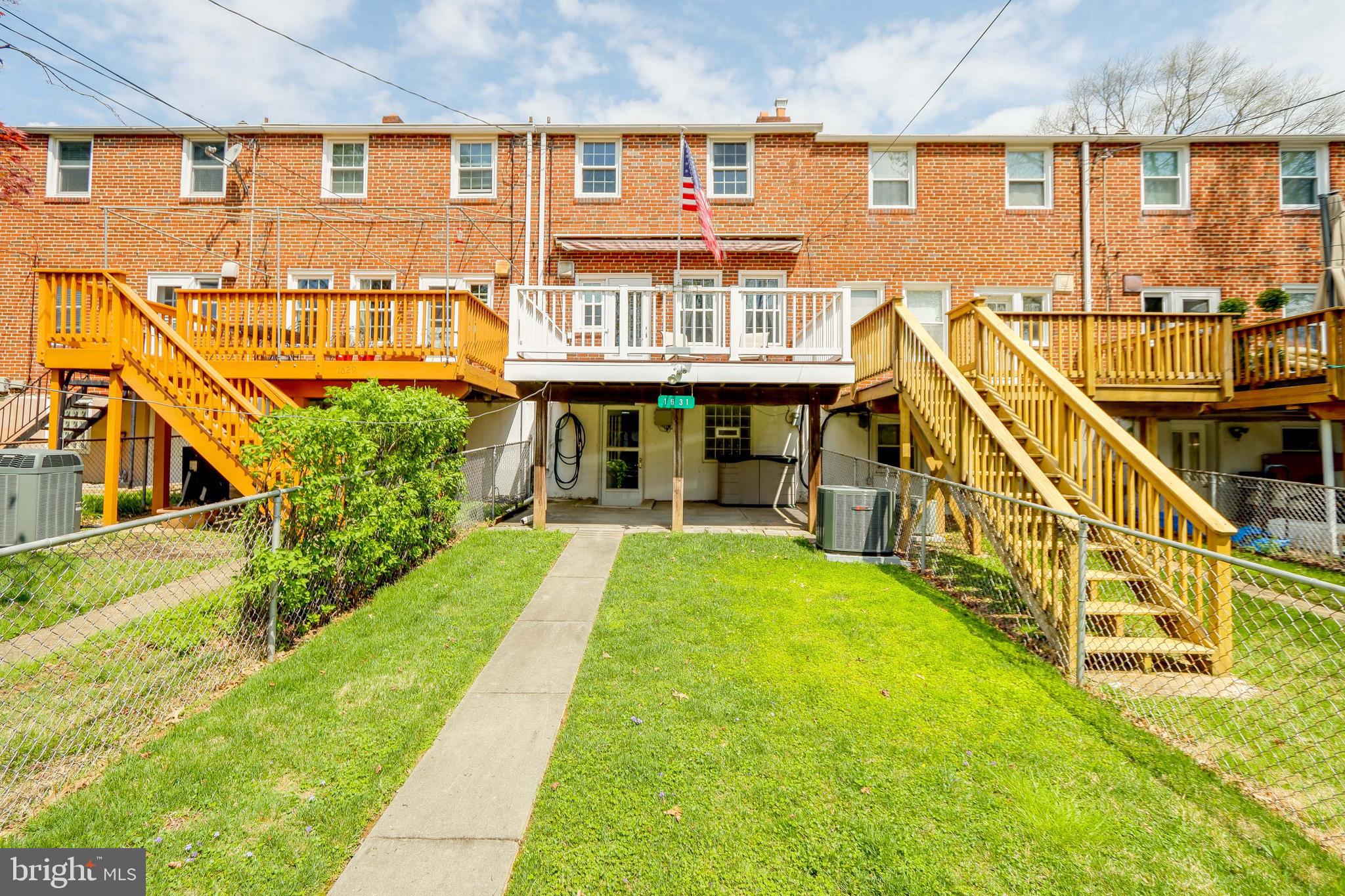 1631 Hardwick Road Baltimore, MD 21286 - Photo 40 of 46 Rear View