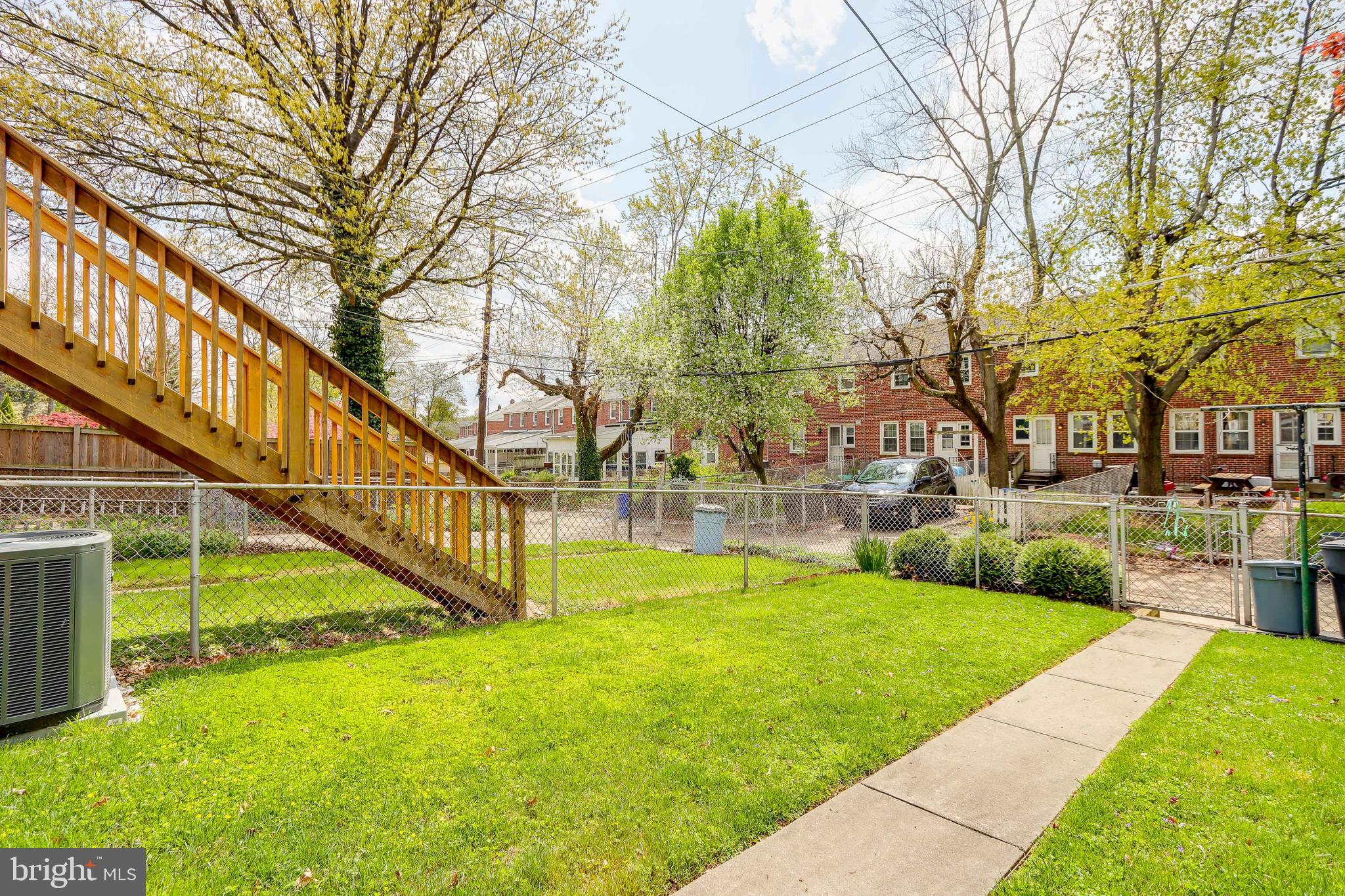 1631 Hardwick Road Baltimore, MD 21286 - Photo 44 of 46 Fenced back yard, View 2