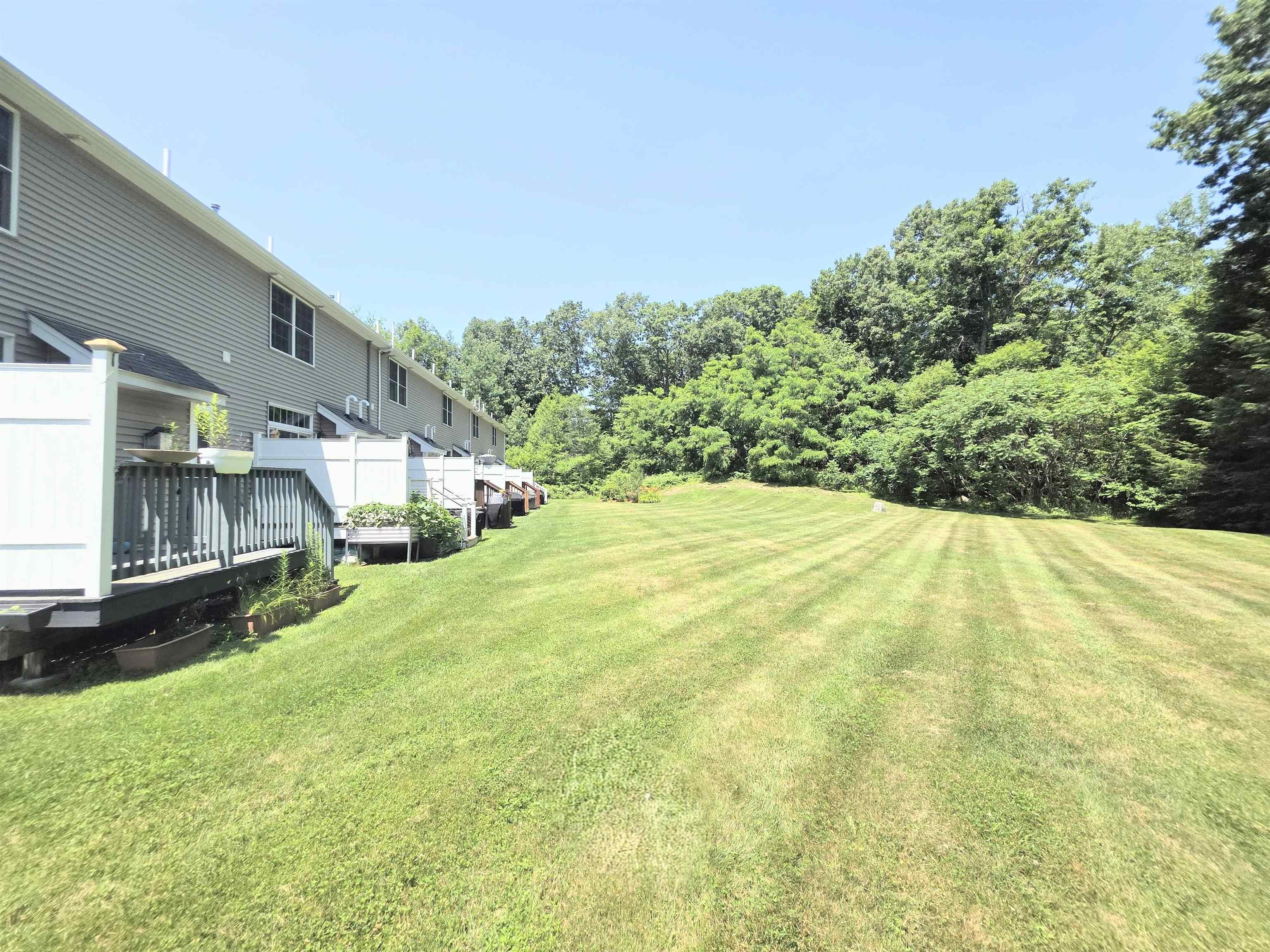 624 Main Street, Unit 6 Fremont, NH 03044 - Photo 5 of 33