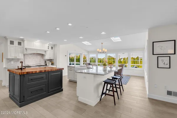 $2,899,999 | 52 Navesink Drive, Monmouth Beach, NJ 07750
