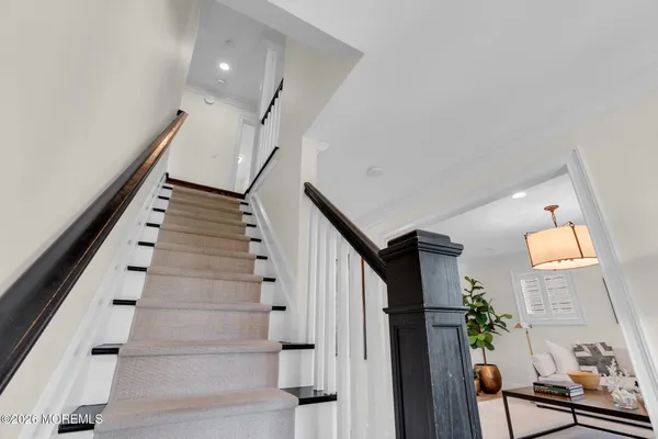 $2,899,999 | 52 Navesink Drive, Monmouth Beach, NJ 07750