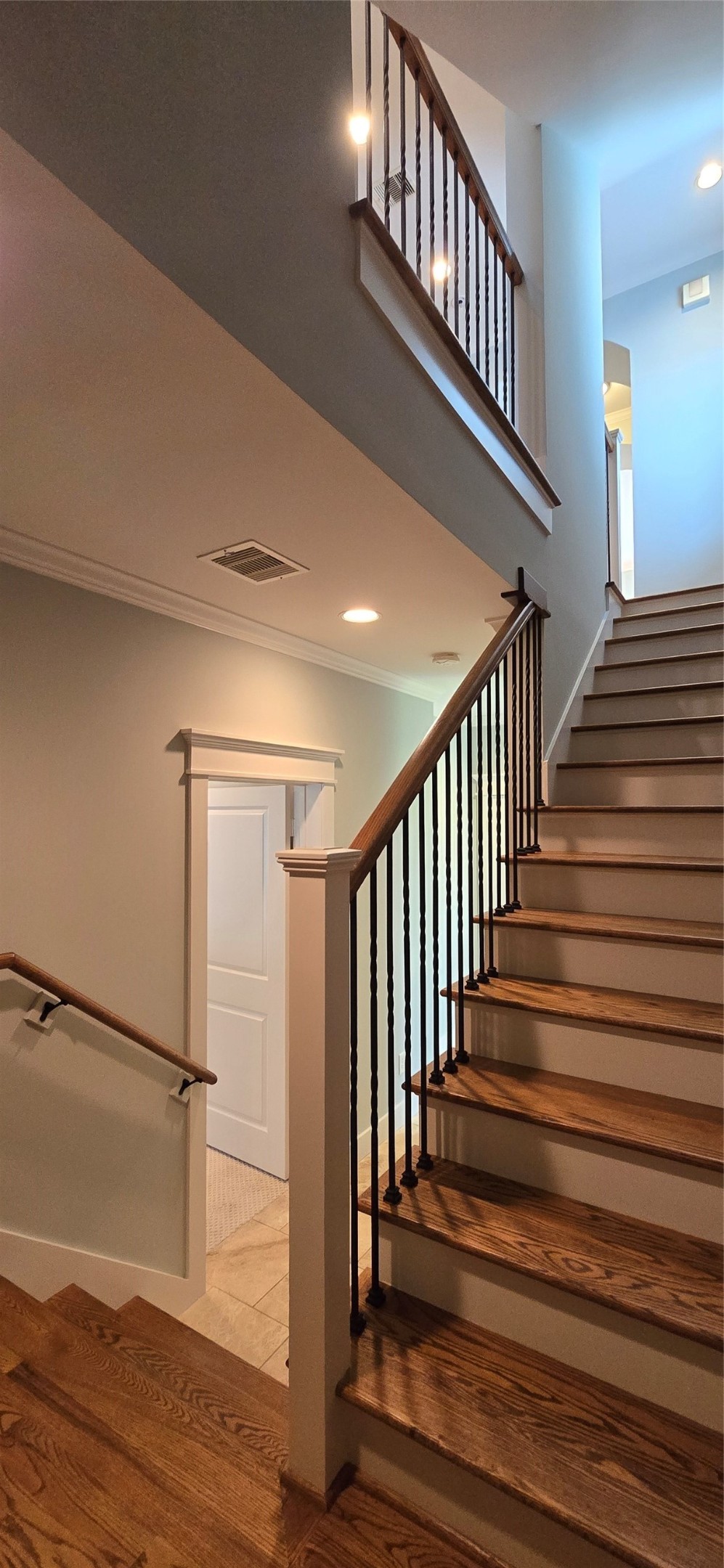 1117 Bonner Street Houston, TX 77007 - Photo 10 of 44 Stairs leading up to the 2nd floor.