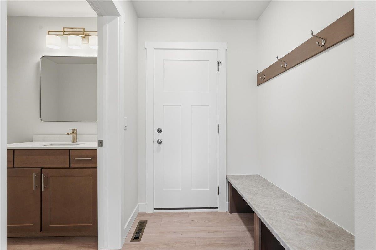 992 Bell Arlington, WI 53911 - Photo 15 of 42