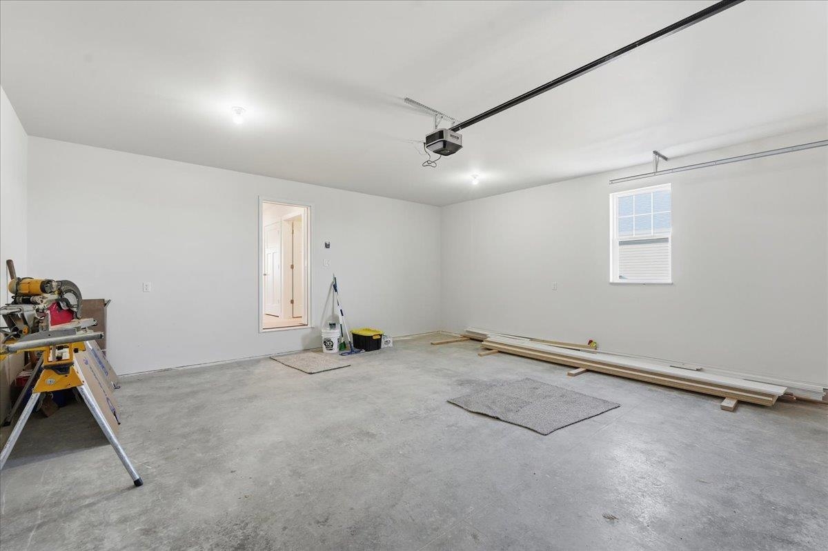 992 Bell Arlington, WI 53911 - Photo 16 of 42