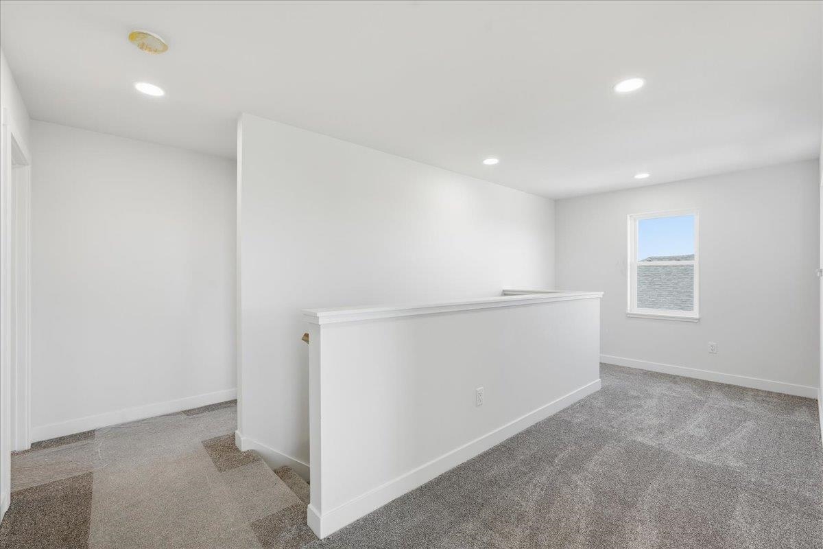 992 Bell Arlington, WI 53911 - Photo 17 of 42