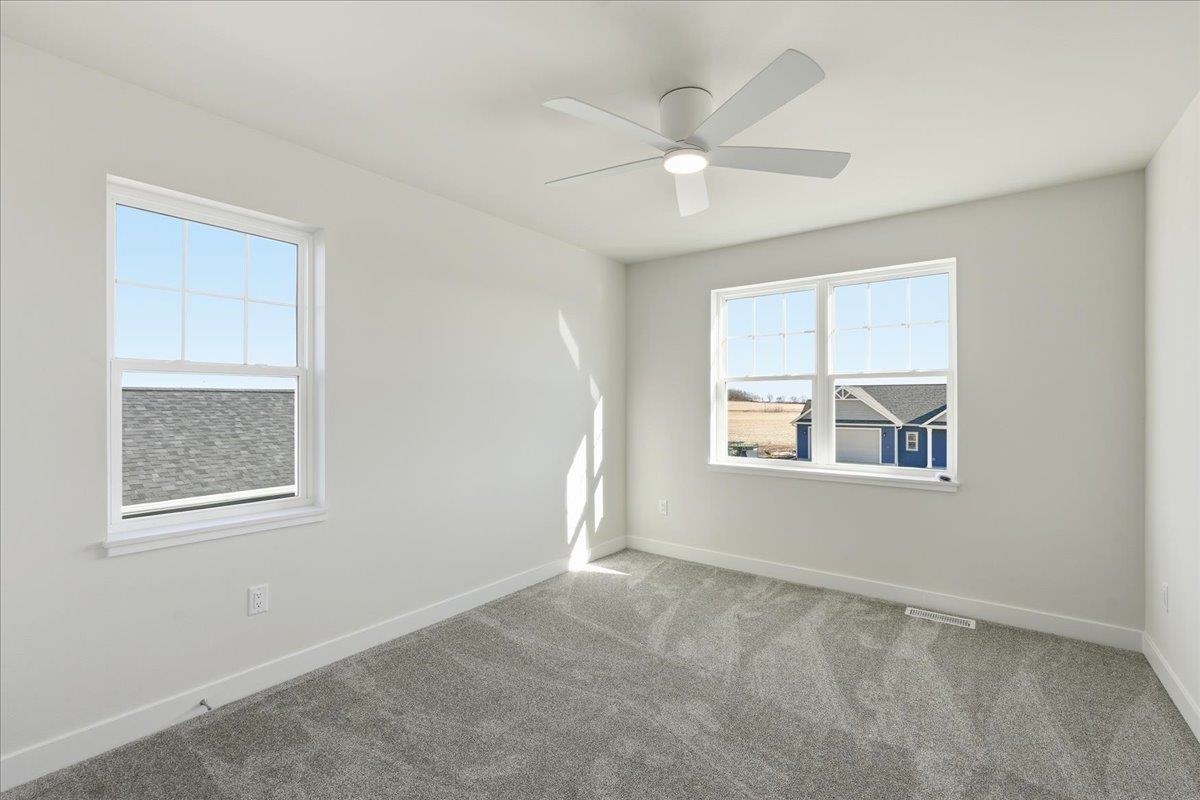 992 Bell Arlington, WI 53911 - Photo 18 of 42