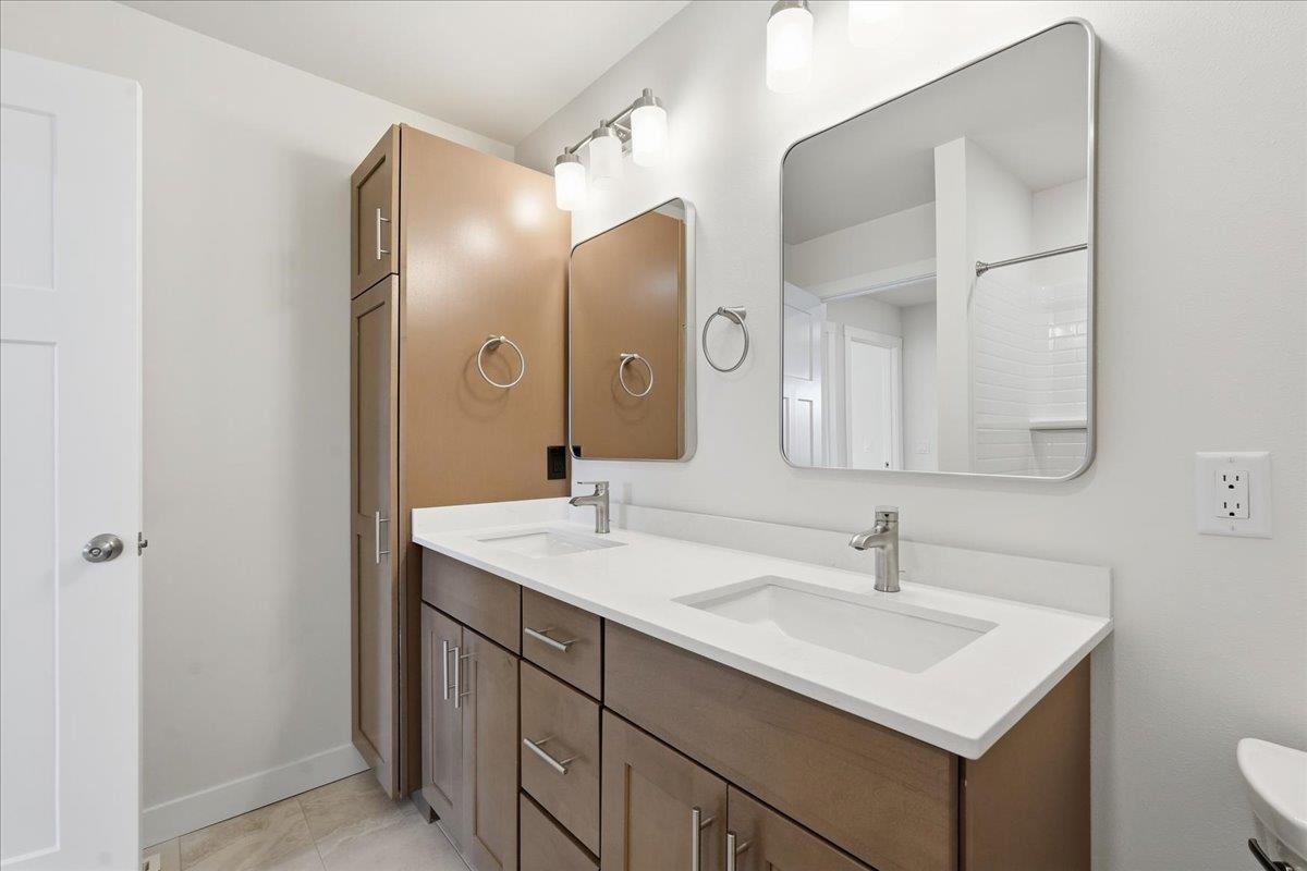 992 Bell Arlington, WI 53911 - Photo 25 of 42